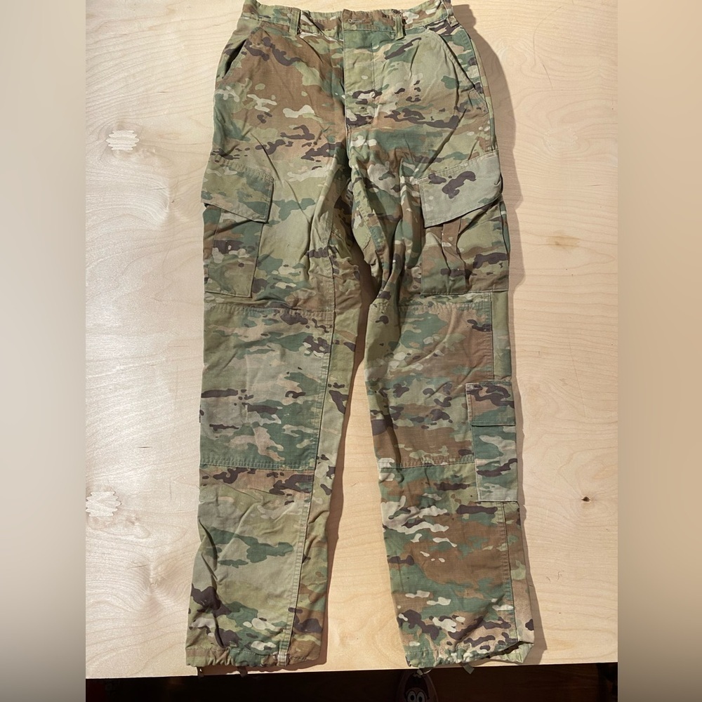 Camouflage Cargo Men Pants Small-Long (Needs button) (FJ)
